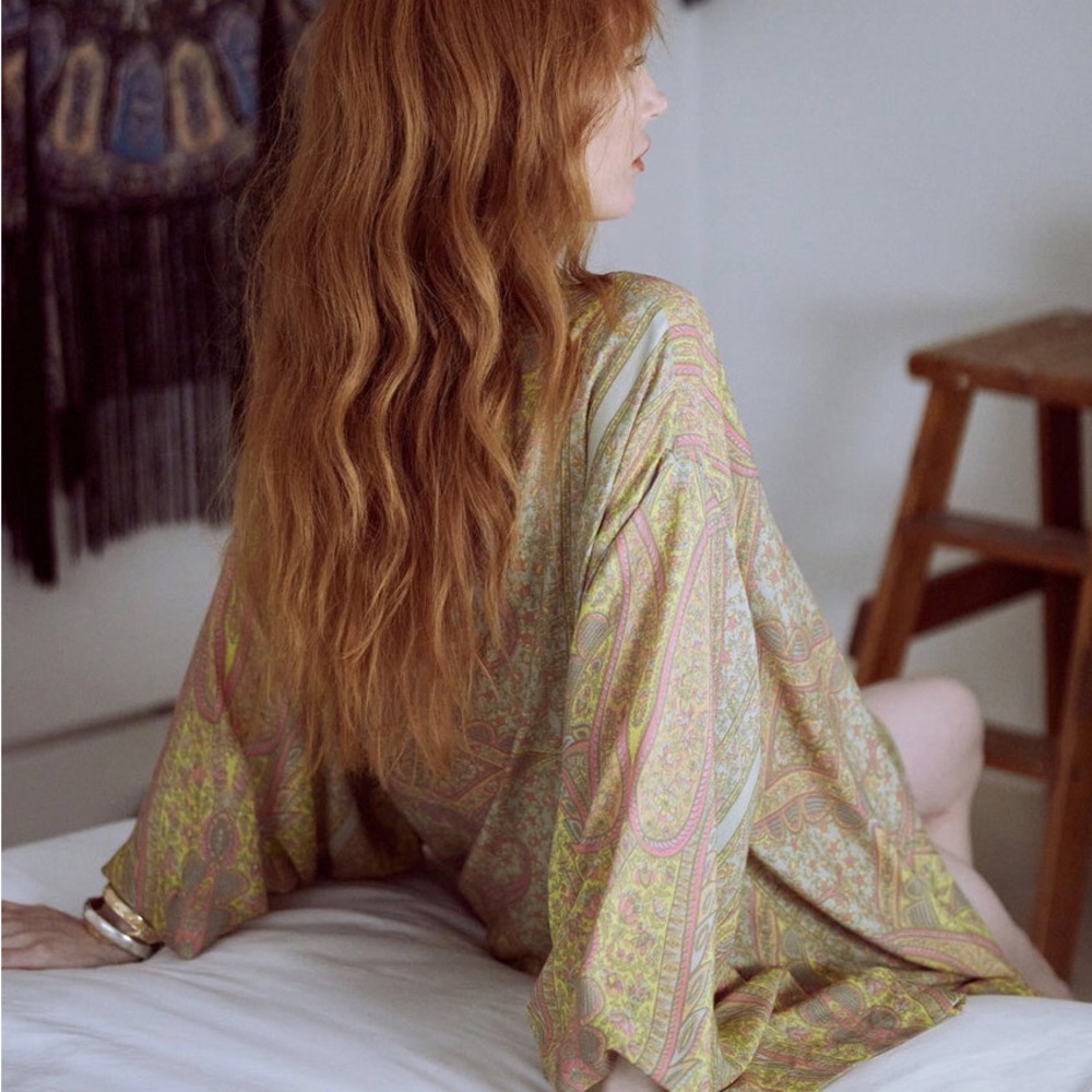 Novella Royale Golden Siren Hitchhiker Kimono - OS - NWT
